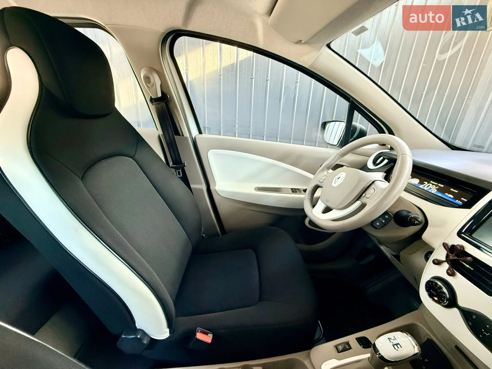 2019 Renault ZOE - мініатюра 14