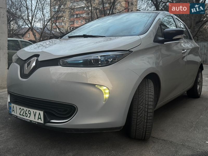 Хэтчбек Renault Zoe 2017 в Киеве