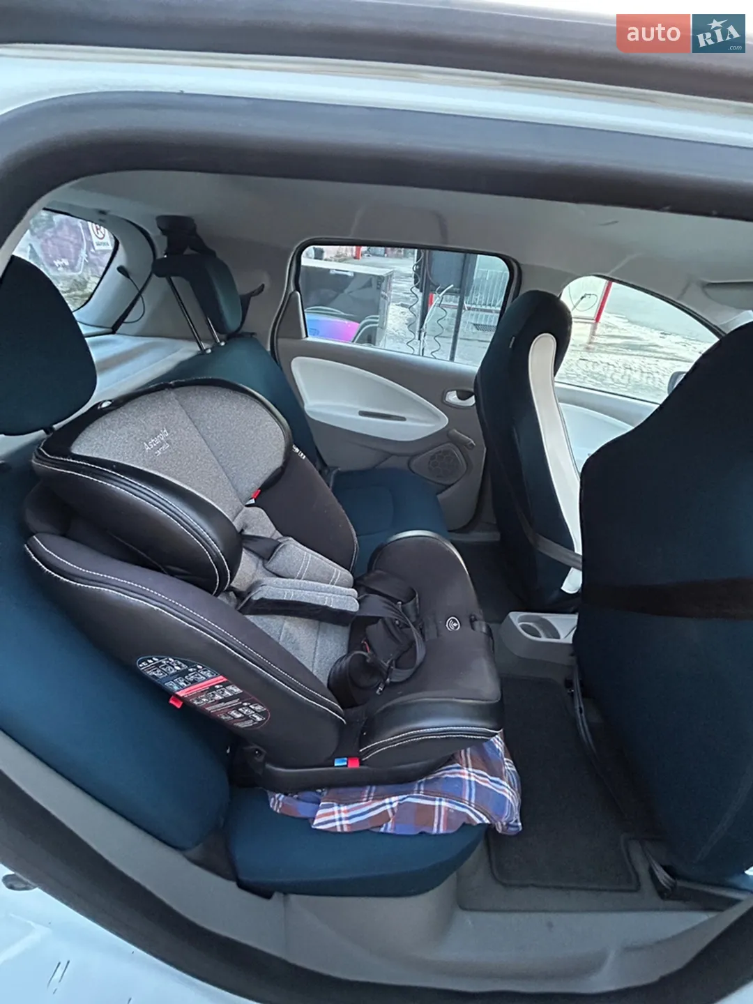 2013 Renault ZOE - мініатюра 25