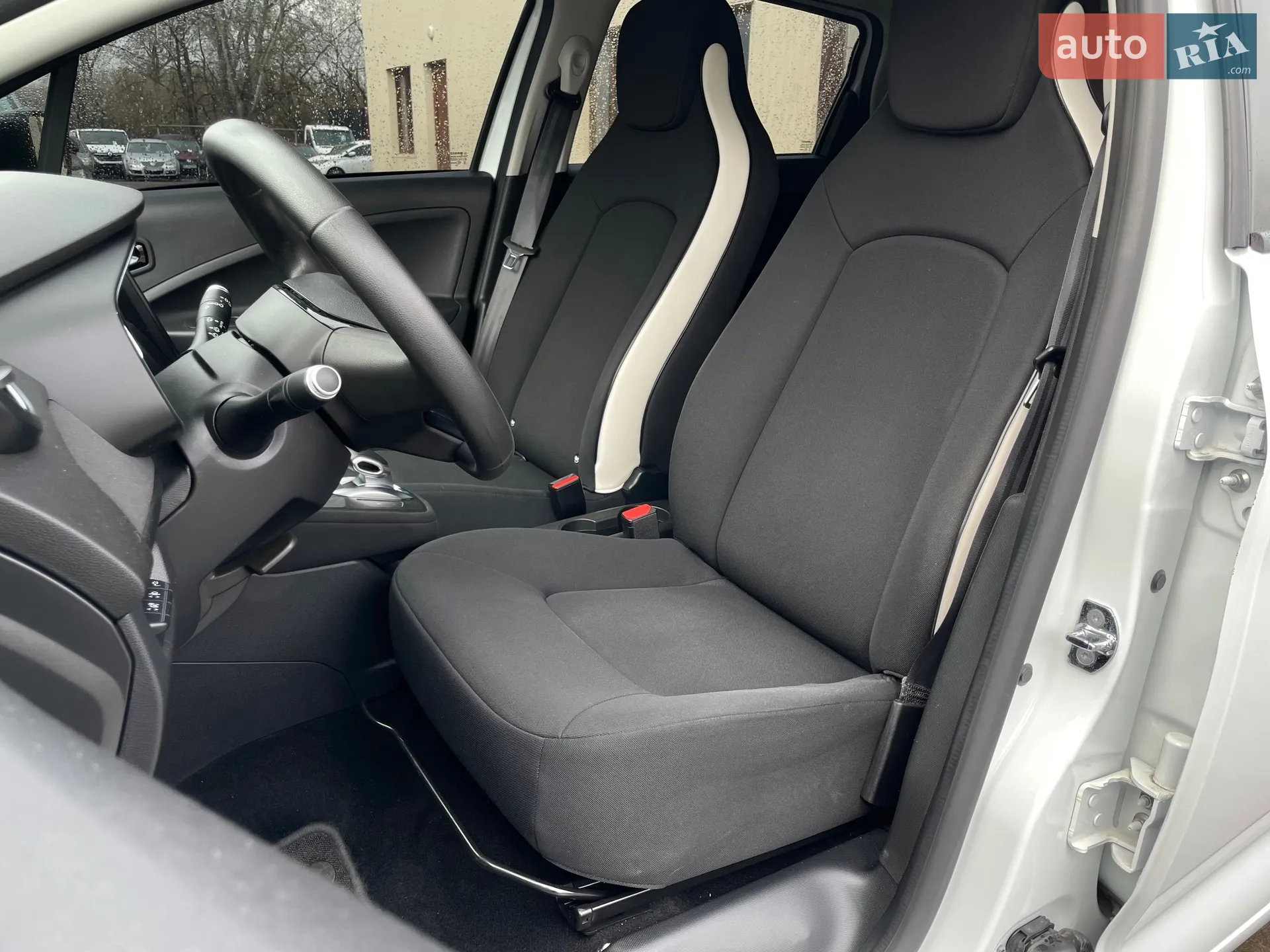 2020 Renault ZOE - мініатюра 26