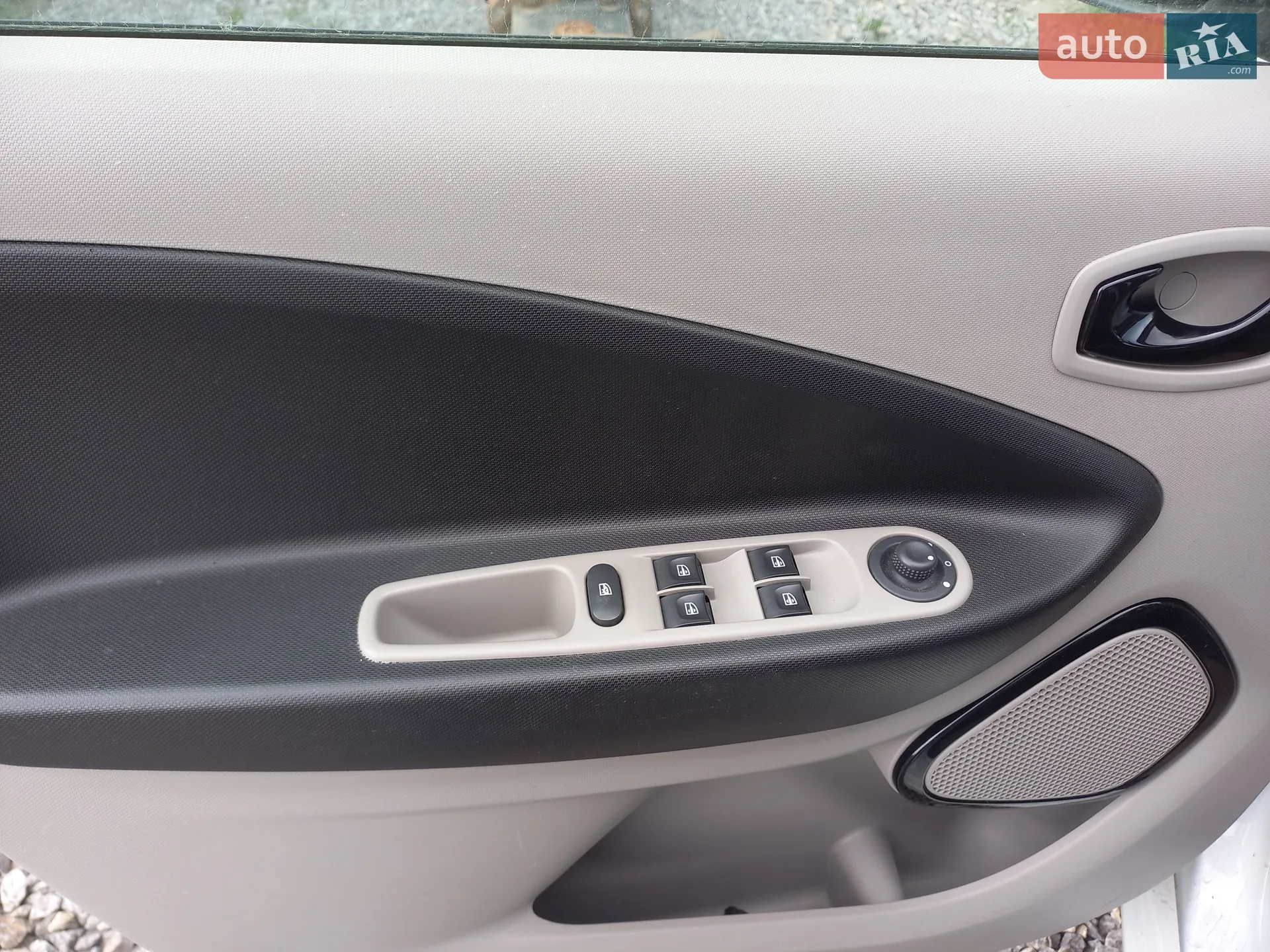 2016 Renault ZOE - мініатюра 9