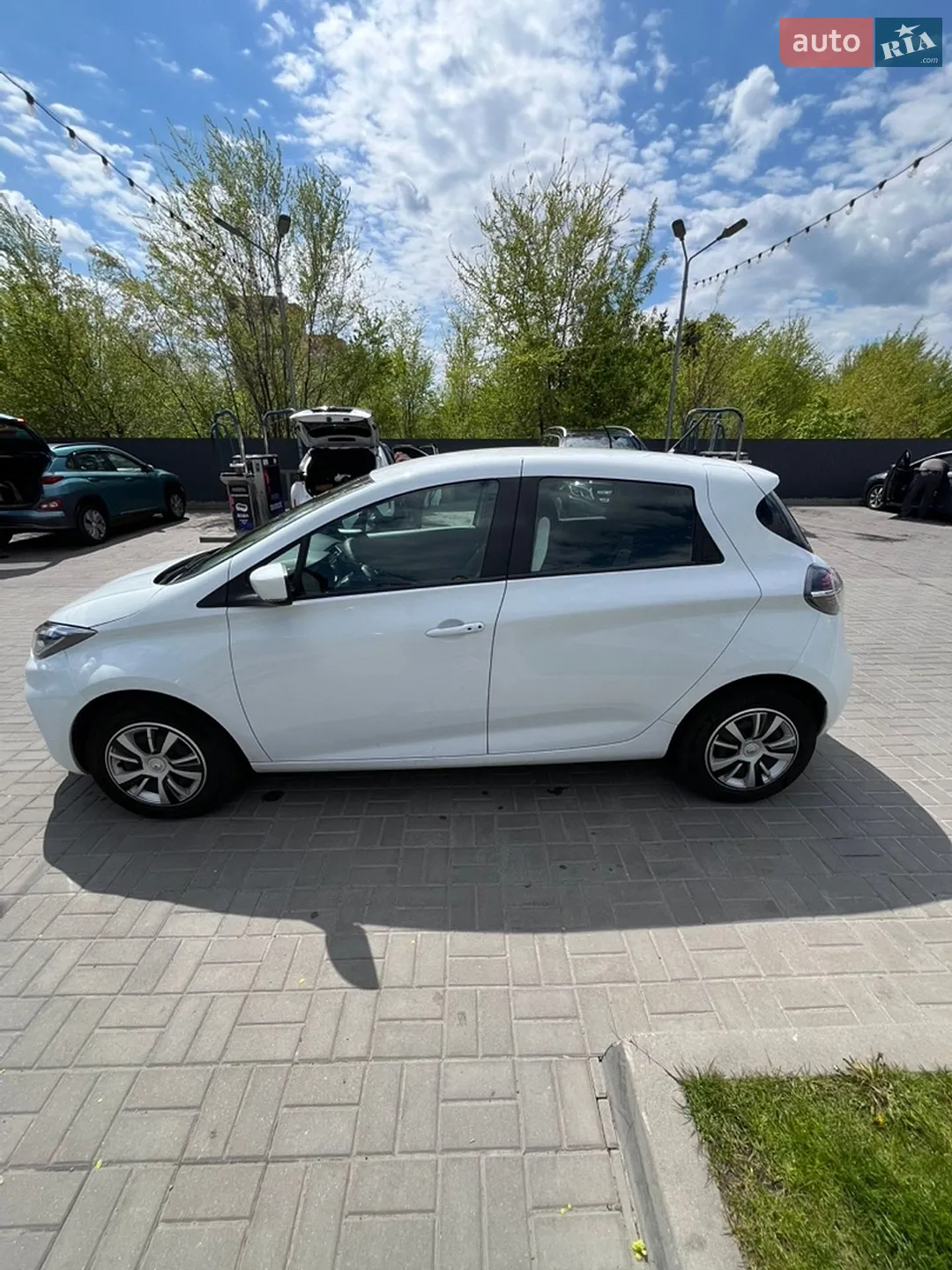 2020 Renault ZOE - мініатюра 2