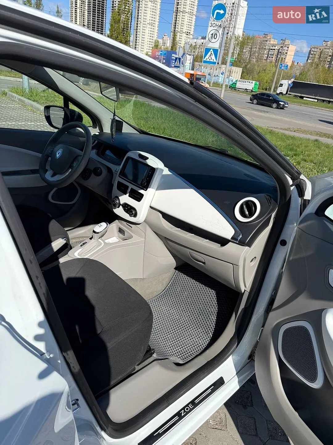 2016 Renault ZOE - мініатюра 11