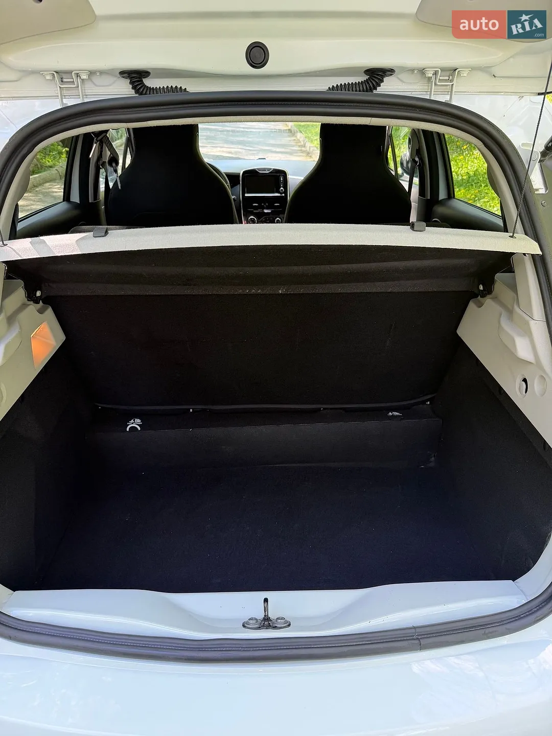 2017 Renault ZOE - мініатюра 9