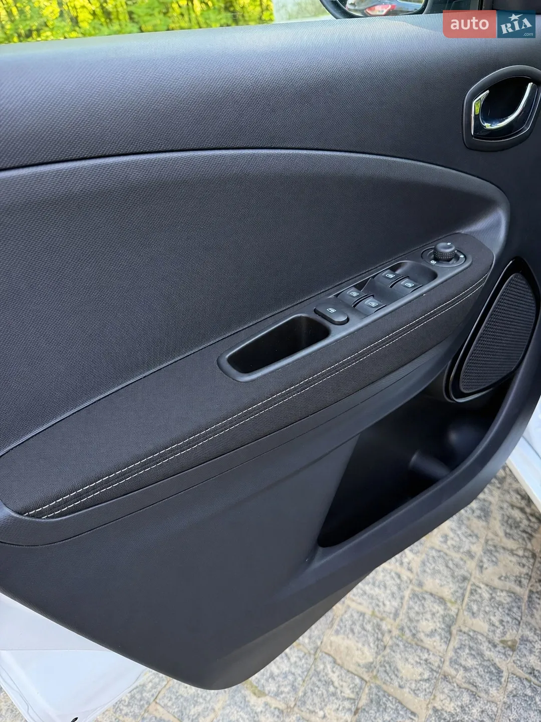2017 Renault ZOE - мініатюра 25