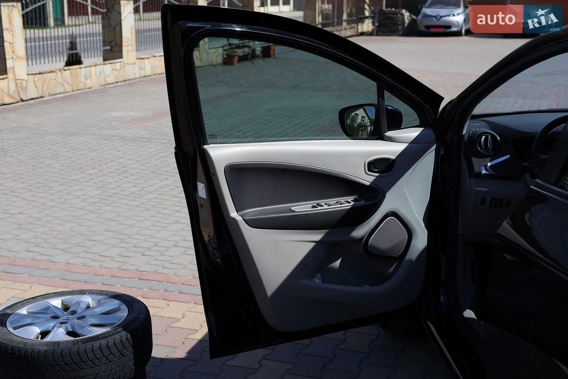 2015 Renault ZOE - мініатюра 23
