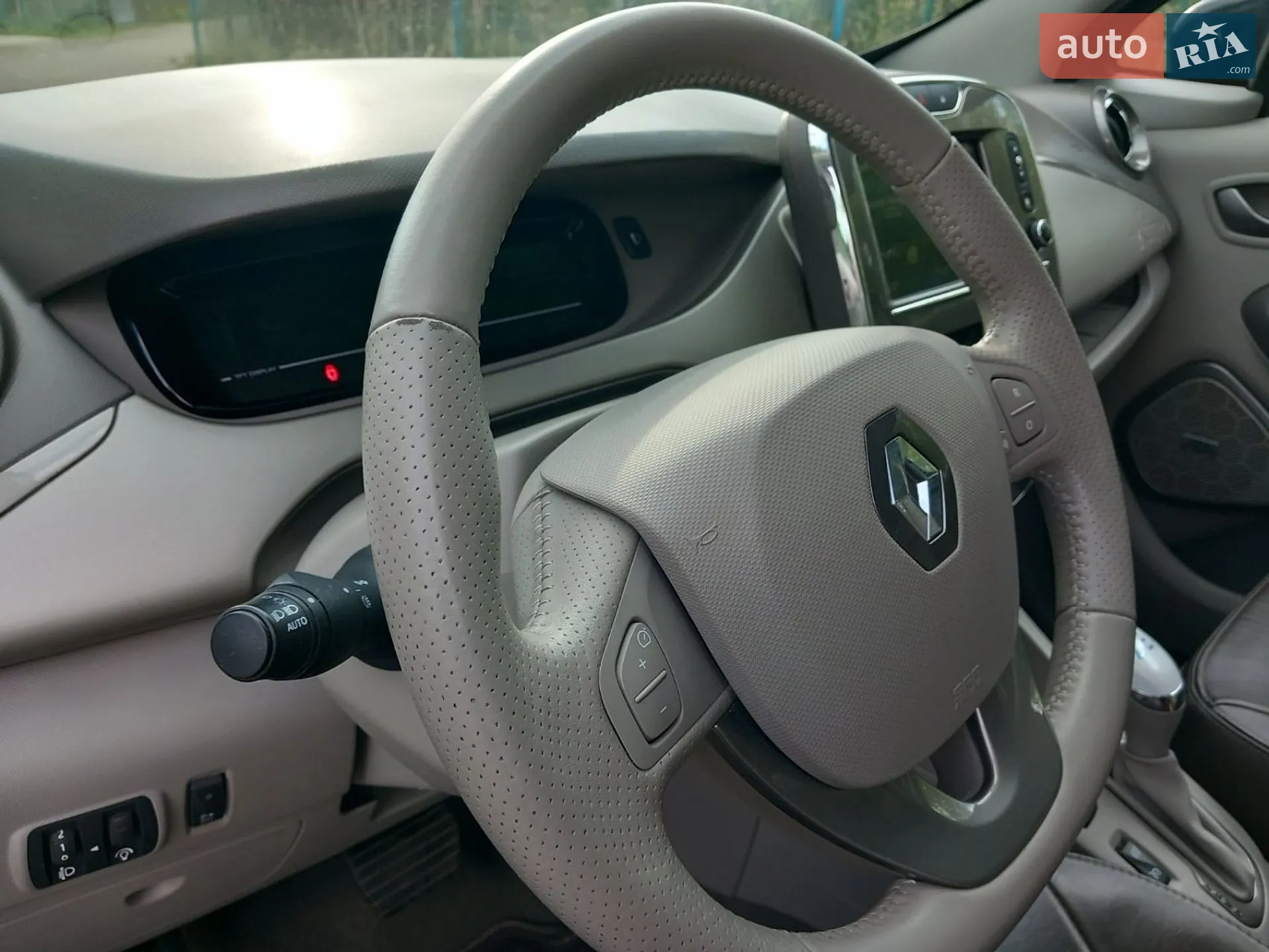 2016 Renault ZOE - мініатюра 10