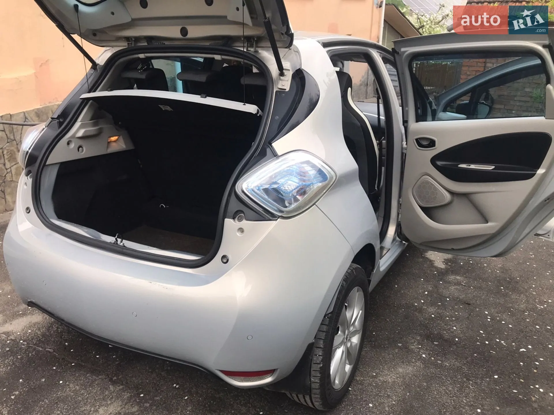 2015 Renault ZOE - мініатюра 8