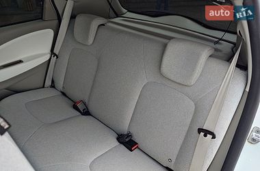 Хэтчбек Renault Zoe 2018 в Самборе