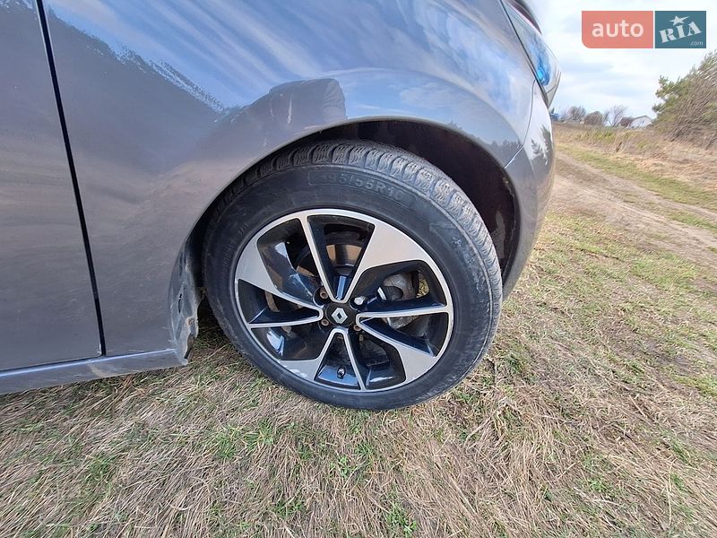 Хэтчбек Renault Zoe 2018 в Хмельницком