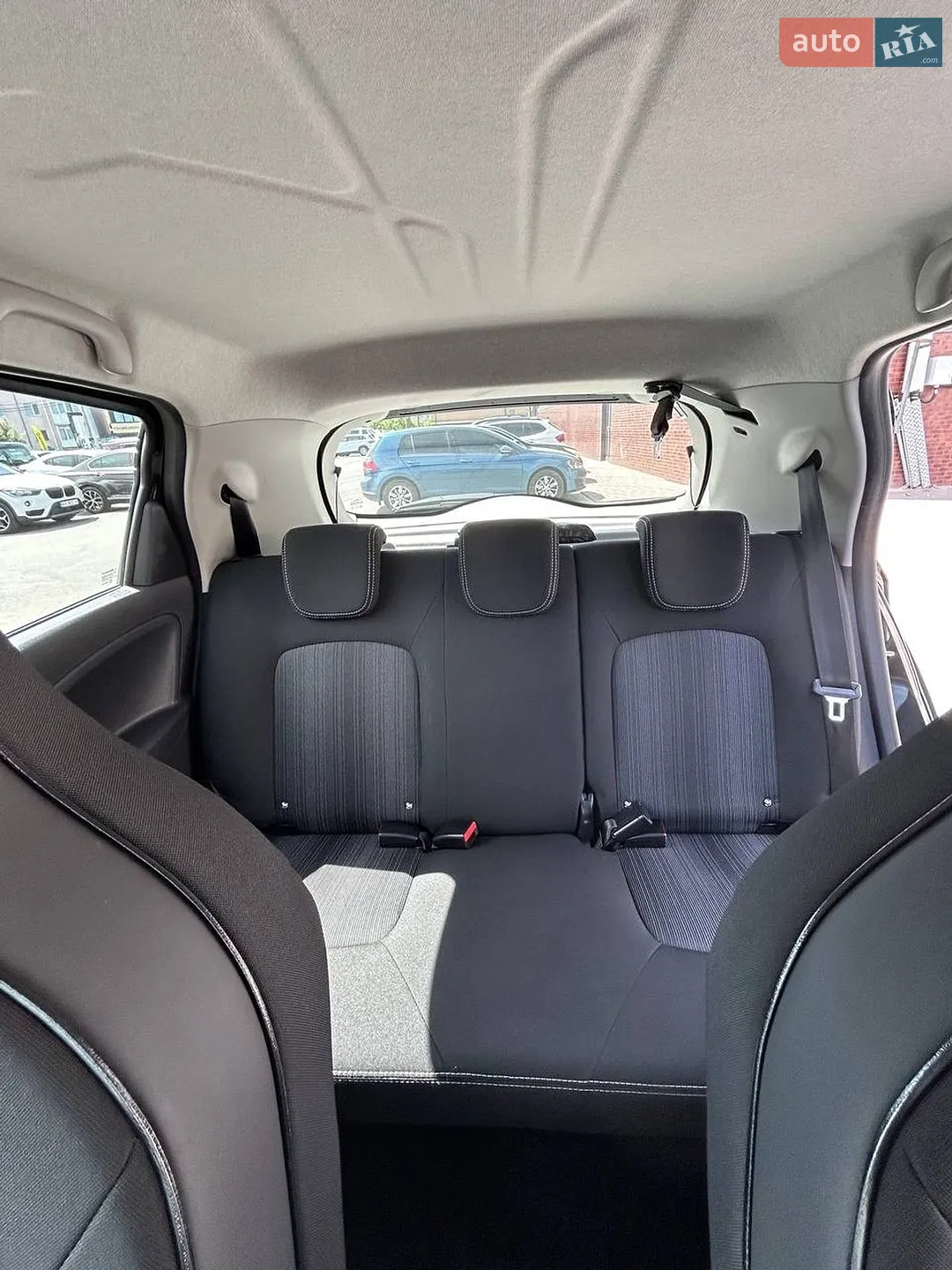 2019 Renault ZOE - мініатюра 15