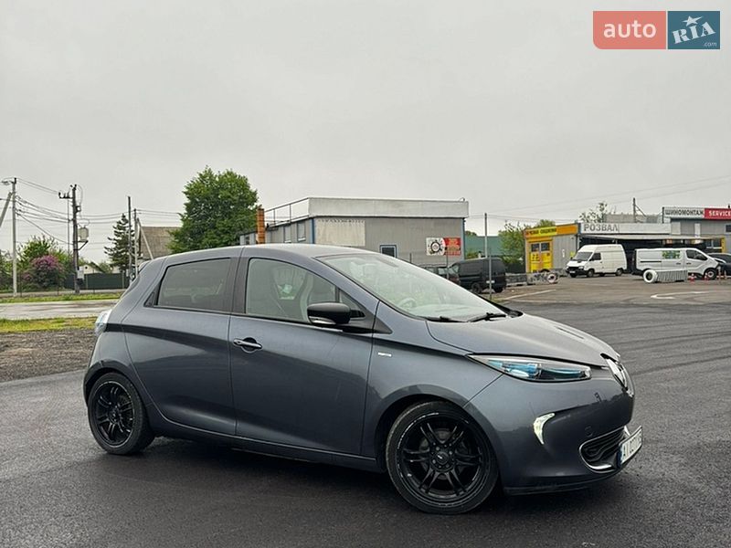 Хэтчбек Renault Zoe 2018 в Киеве