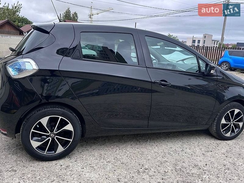 Хэтчбек Renault Zoe 2018 в Калуше
