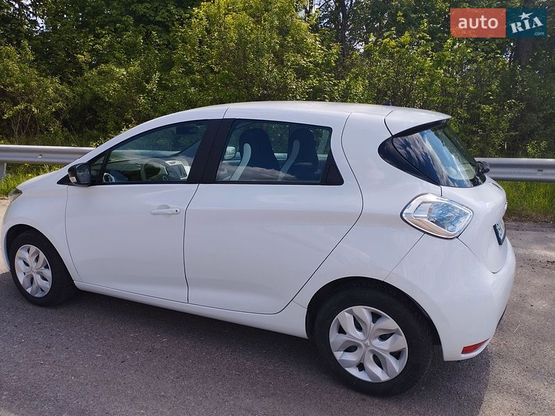 Хэтчбек Renault Zoe 2019 в Дубно