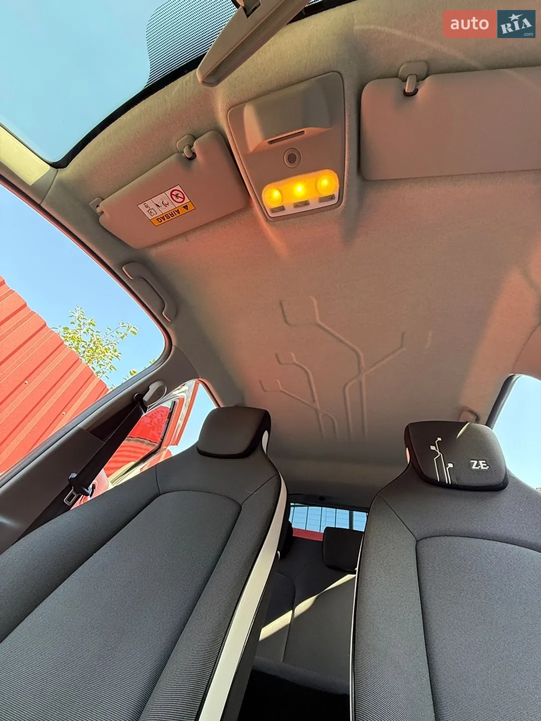 2016 Renault ZOE - мініатюра 21