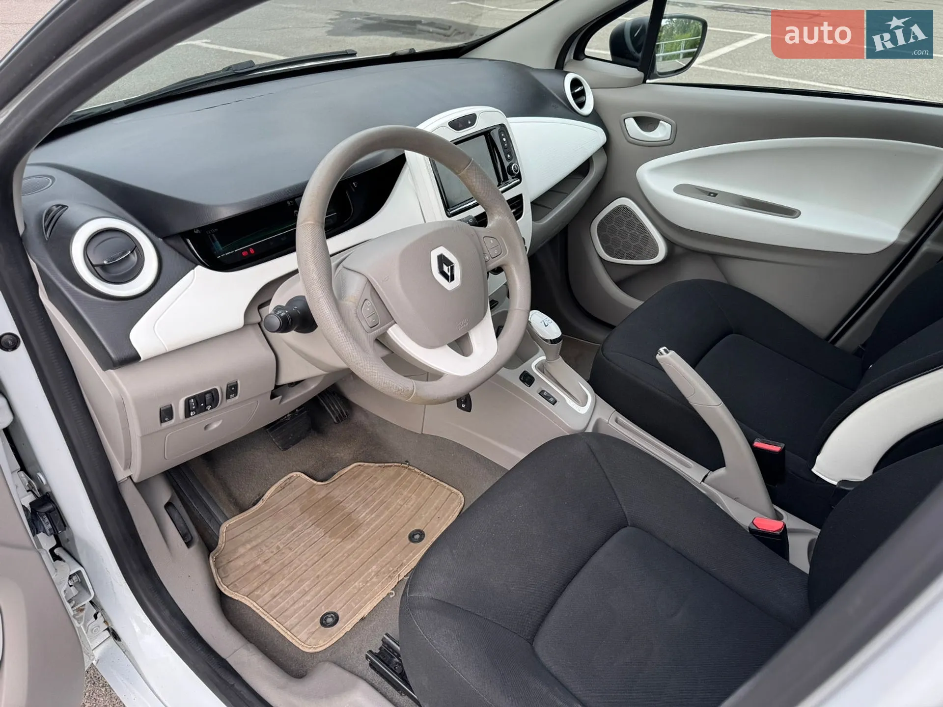 2017 Renault ZOE - мініатюра 13