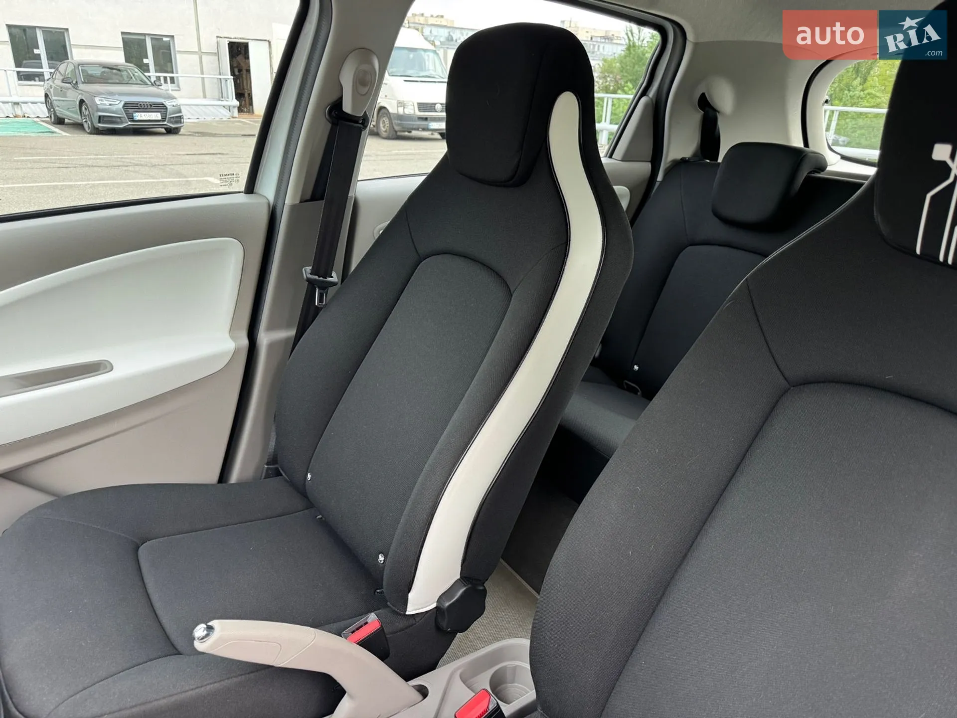 2017 Renault ZOE - мініатюра 20