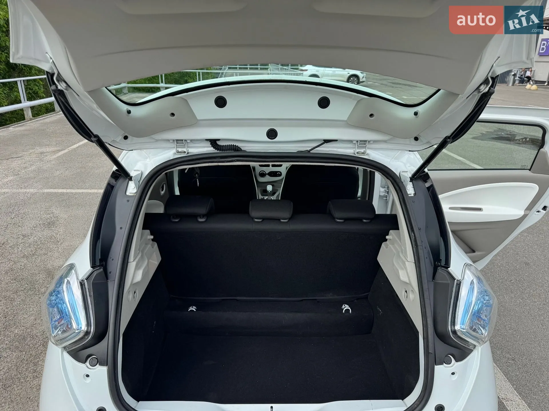 2017 Renault ZOE - мініатюра 39