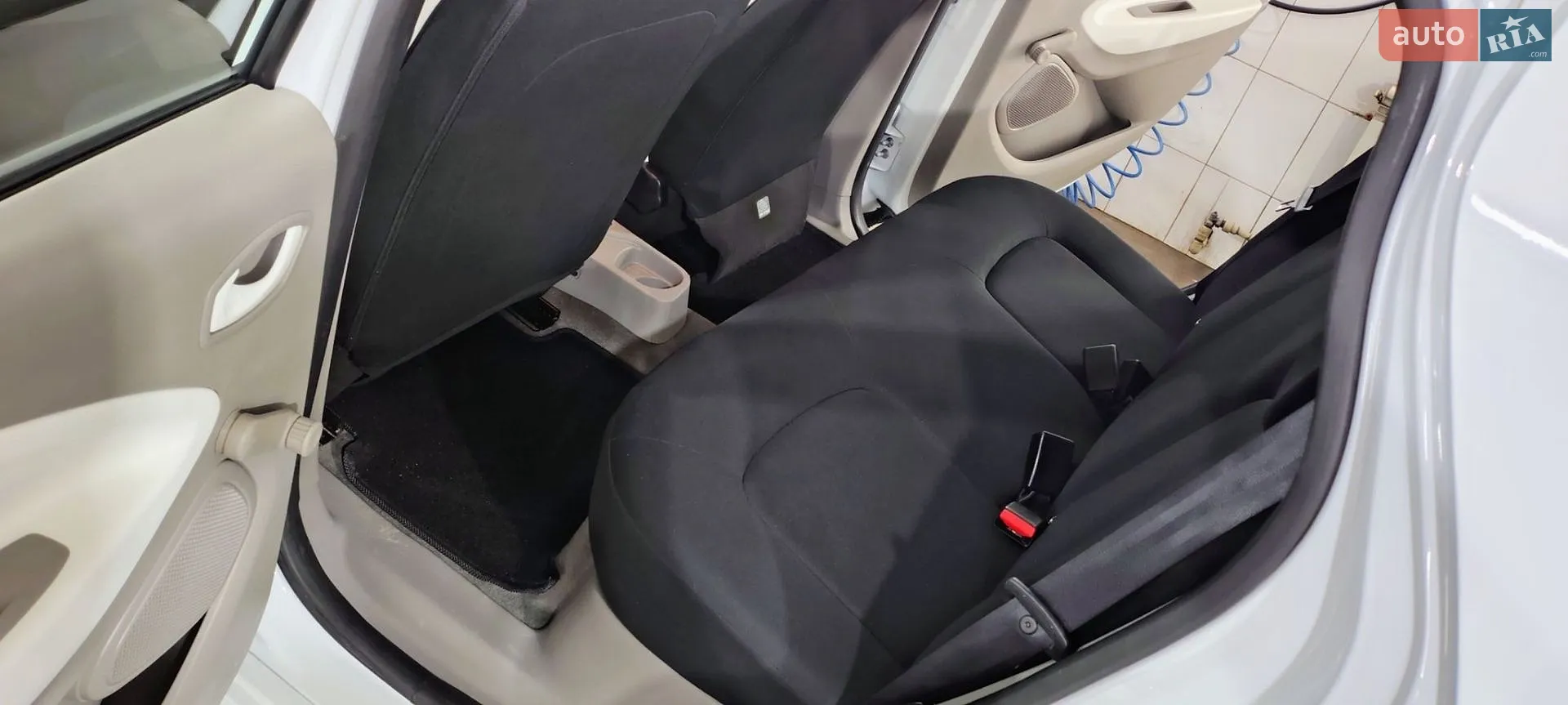 2019 Renault ZOE - мініатюра 23