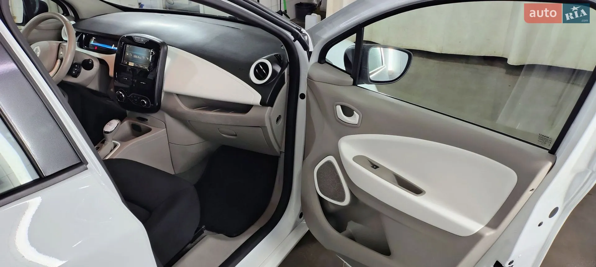 2019 Renault ZOE - мініатюра 20