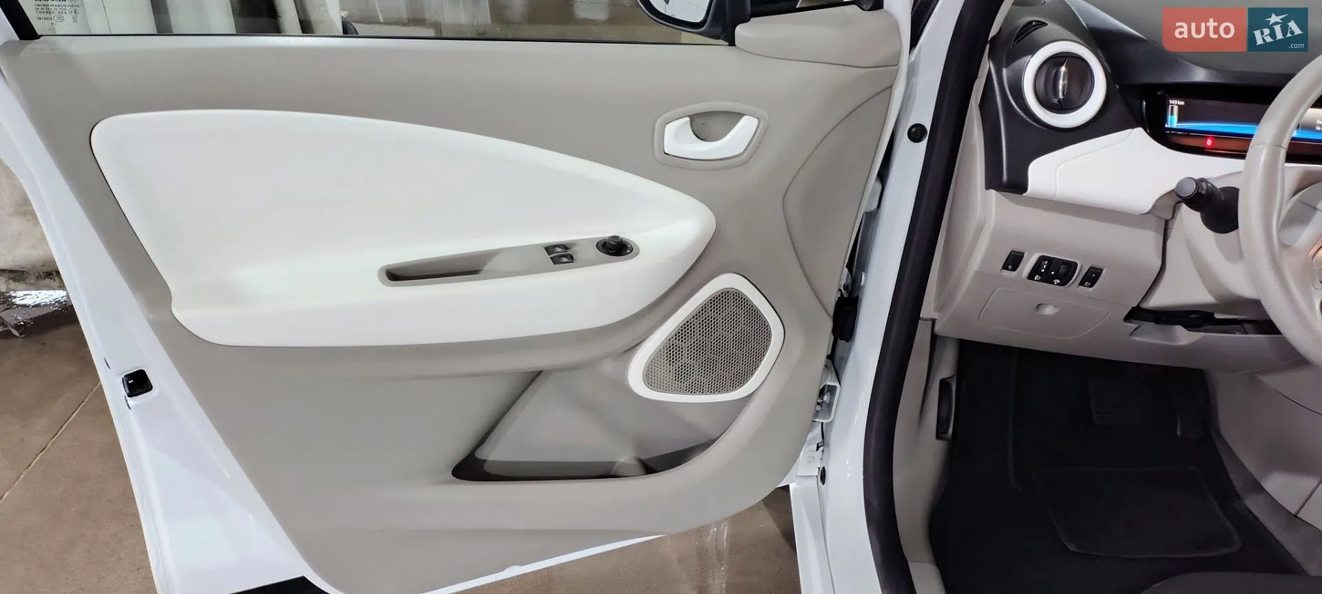 2019 Renault ZOE - мініатюра 26