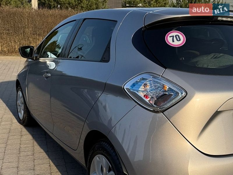 Хэтчбек Renault Zoe 2016 в Львове фото 11 Хэтчбек Renault Zoe 2016 в Львове