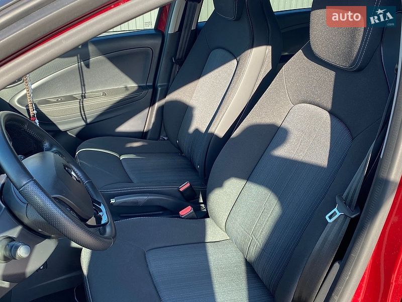 Хэтчбек Renault Zoe 2018 в Львове