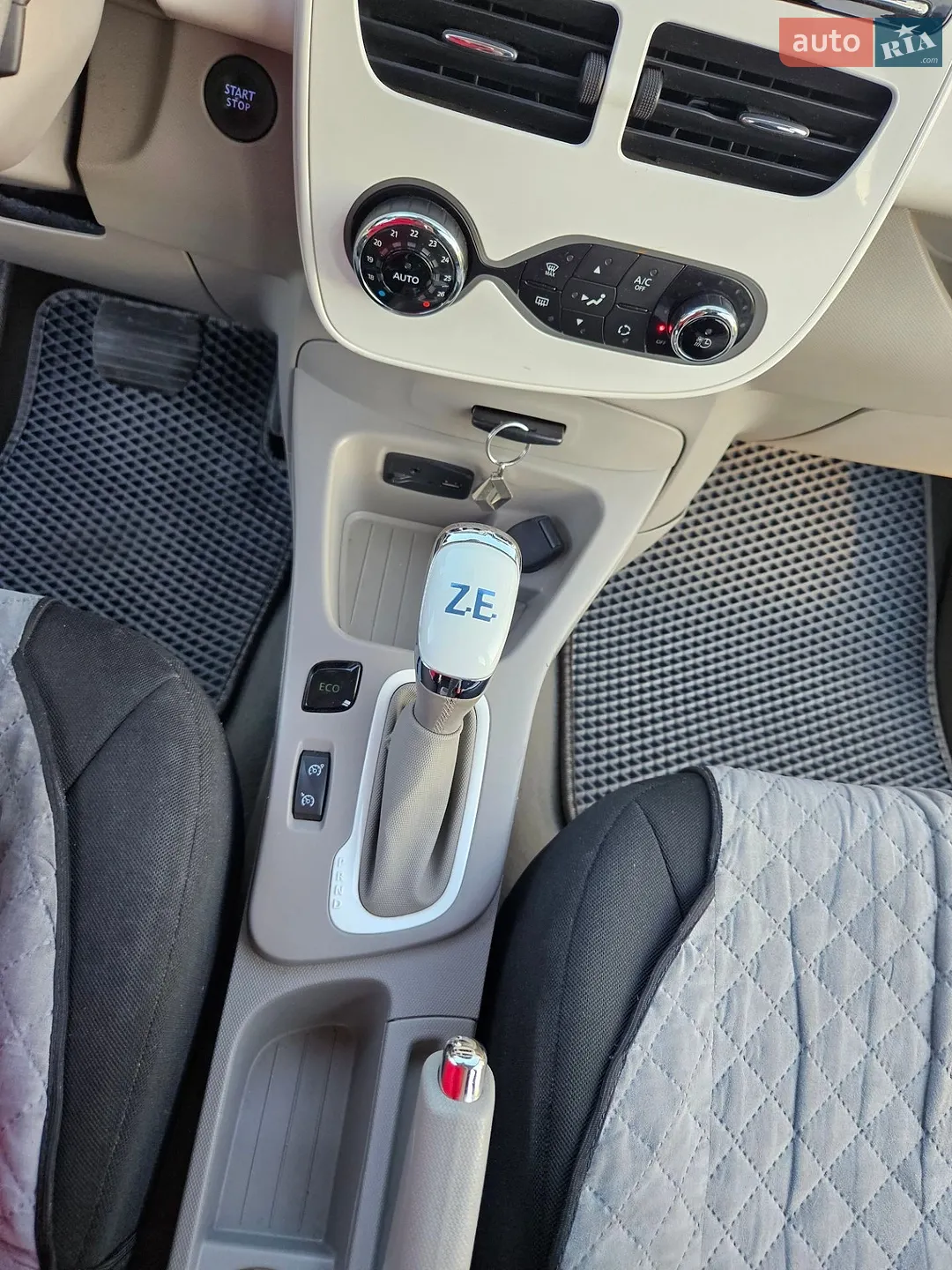 2016 Renault ZOE - мініатюра 16