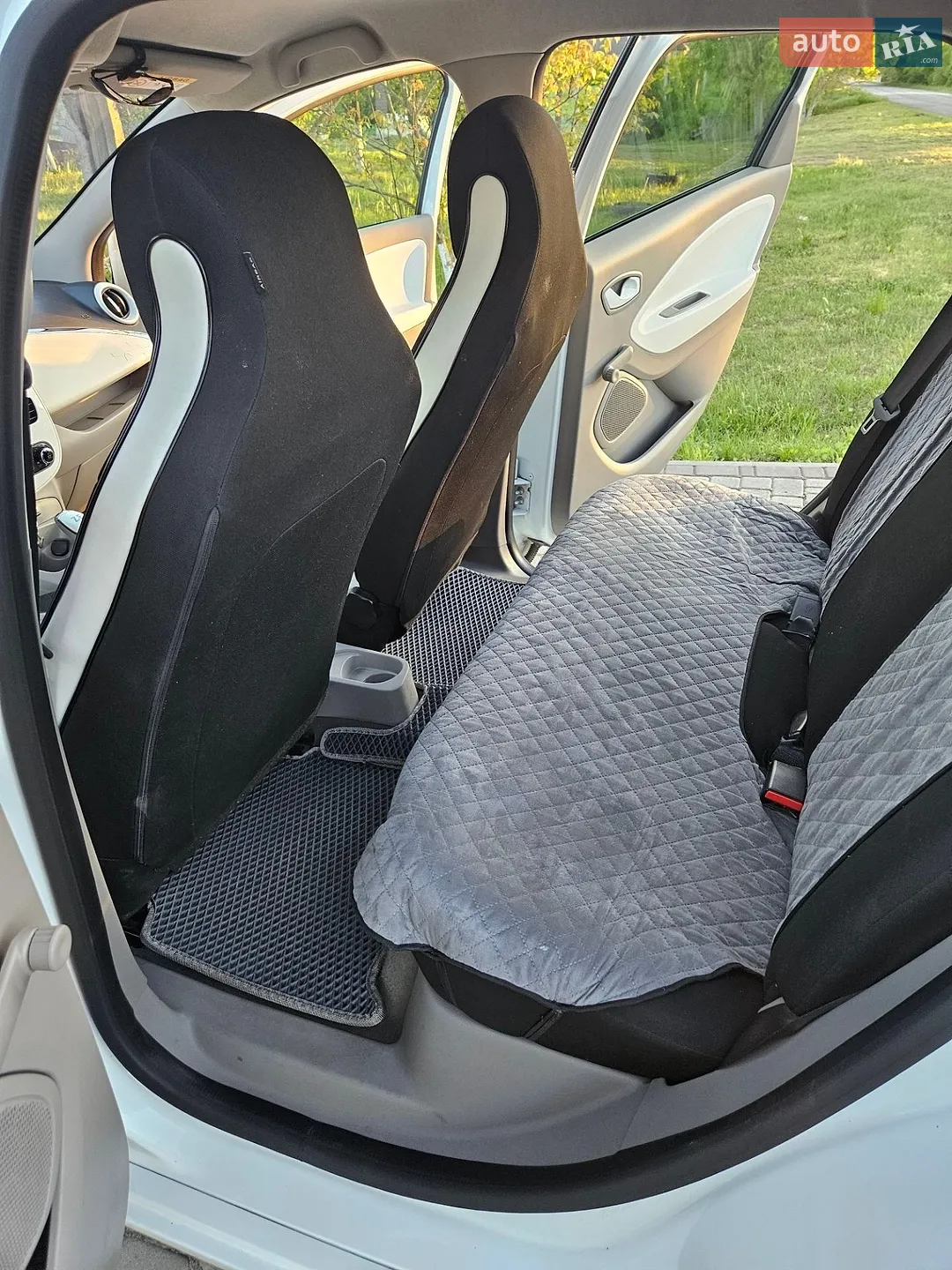 2016 Renault ZOE - мініатюра 12