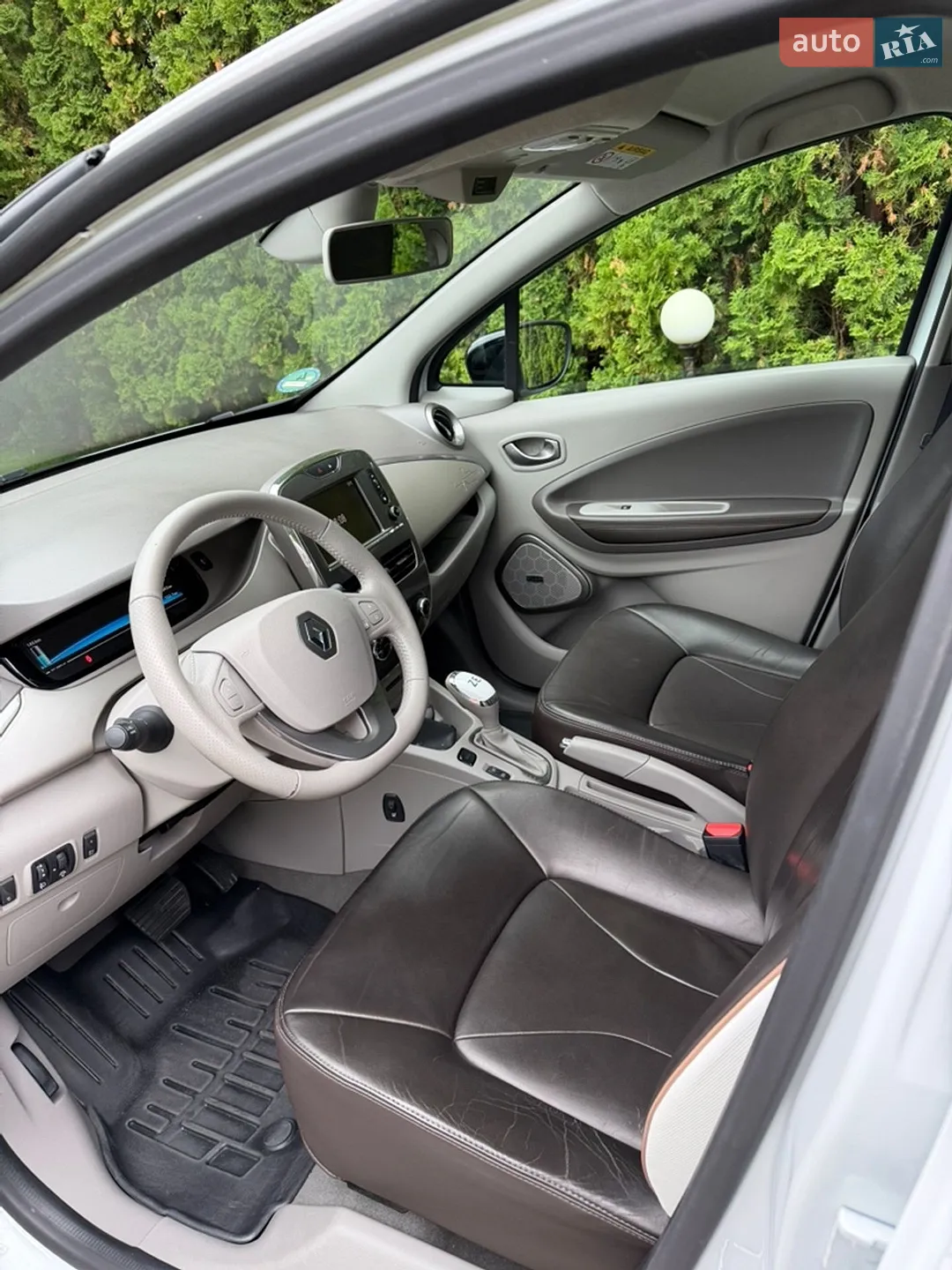 2017 Renault ZOE - мініатюра 28