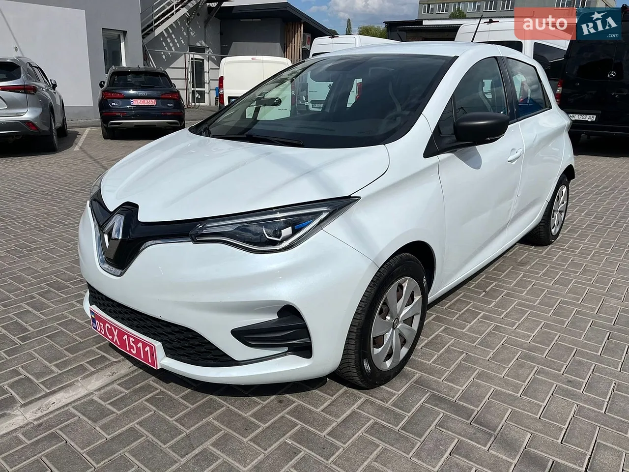 2024 Tesla Model Y - мініатюра 23