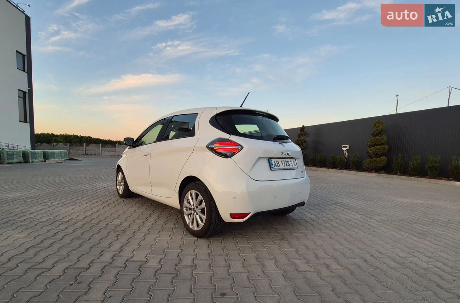 2021 Renault ZOE - мініатюра 9