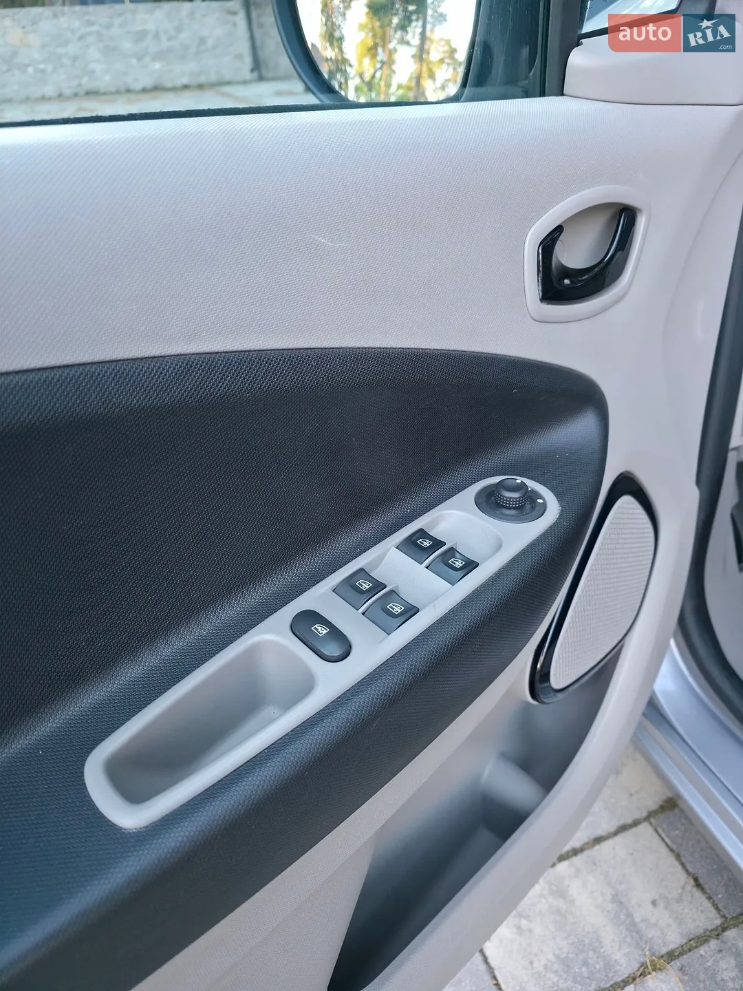 2014 Renault ZOE - мініатюра 14