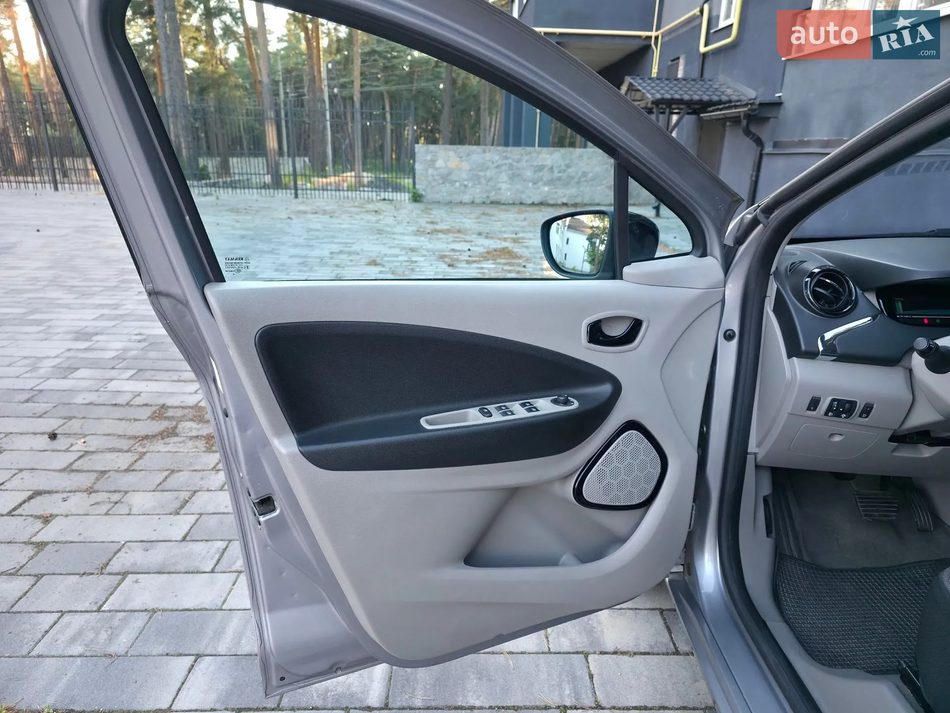 2014 Renault ZOE - мініатюра 13