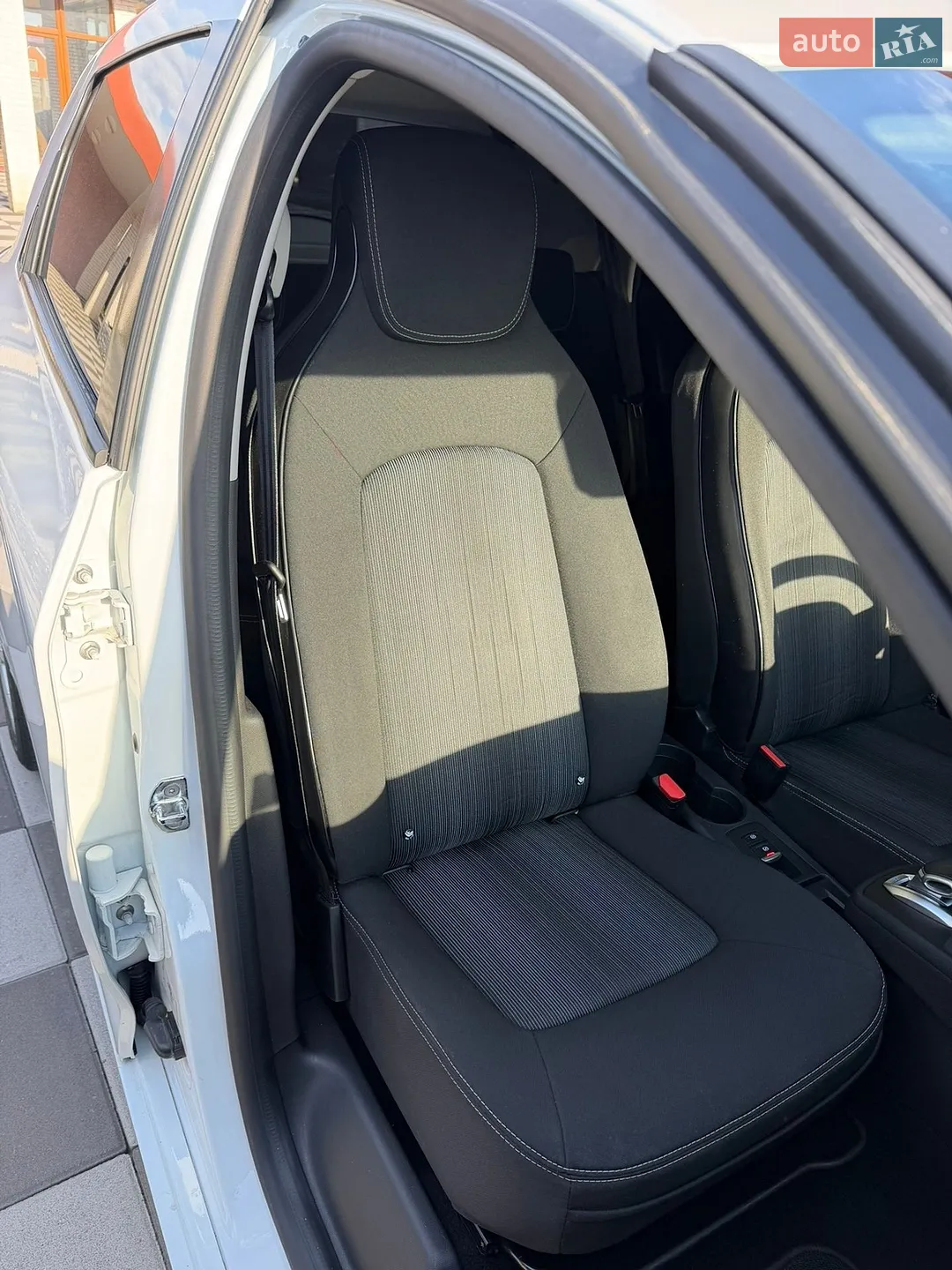 2020 Renault ZOE - мініатюра 21