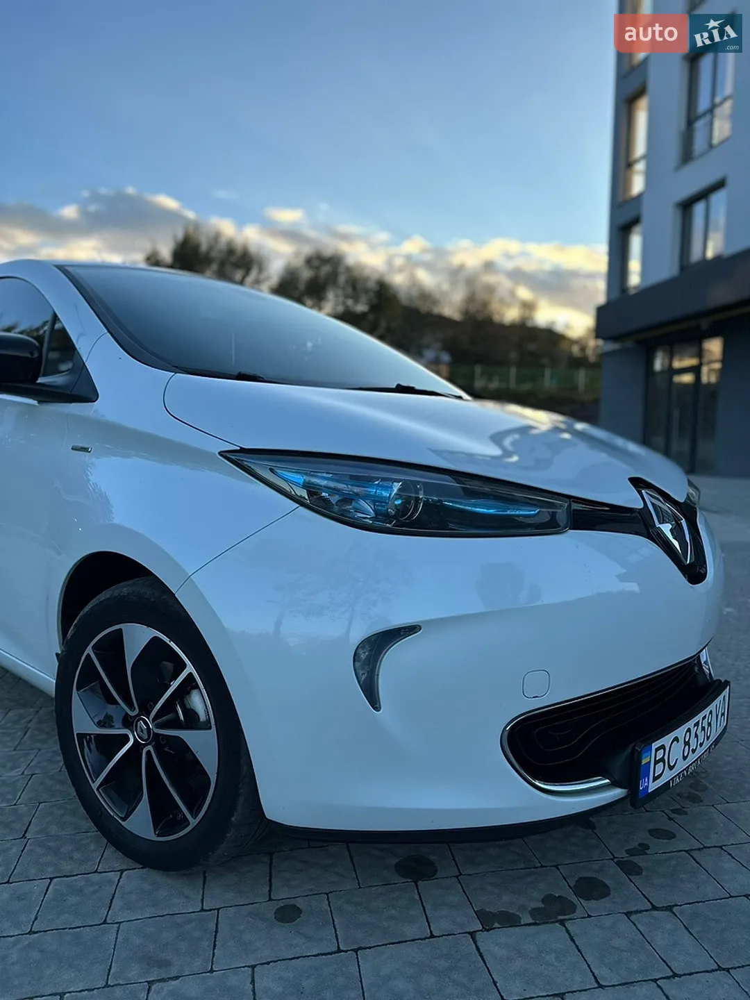2017 Renault ZOE - мініатюра 10
