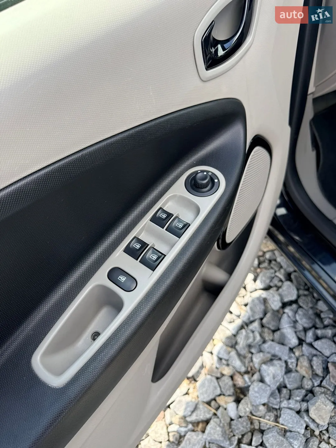 2016 Renault ZOE - мініатюра 14