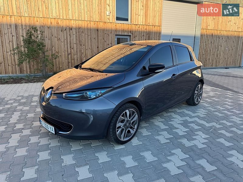 2017 Renault ZOE, VIN VF1AGVYF157309160:plate — фото 1 (autoria)