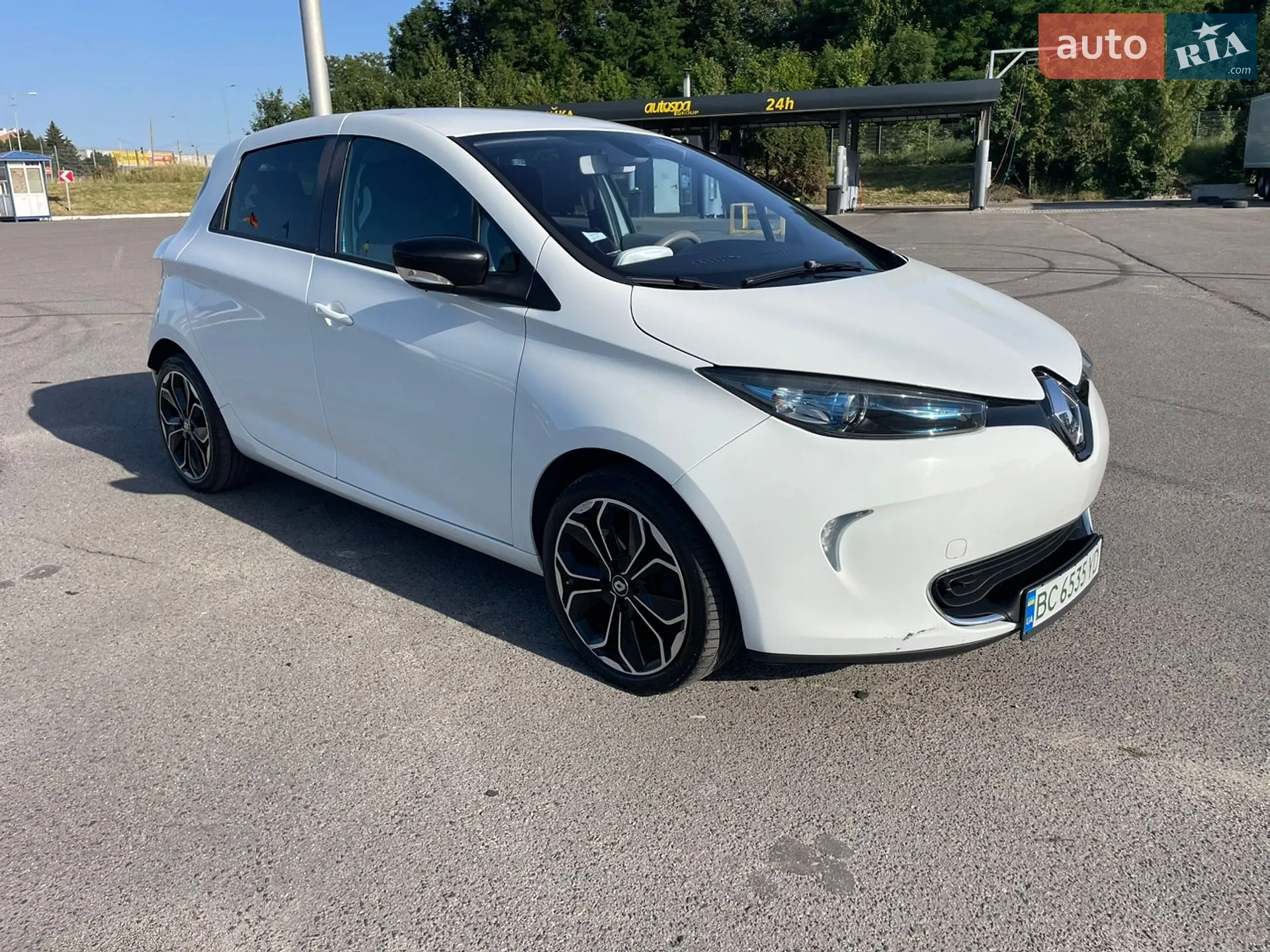 Renault Zoe 2015 VIN VF1AGVYB053683951 фото оголошення 2 з 13