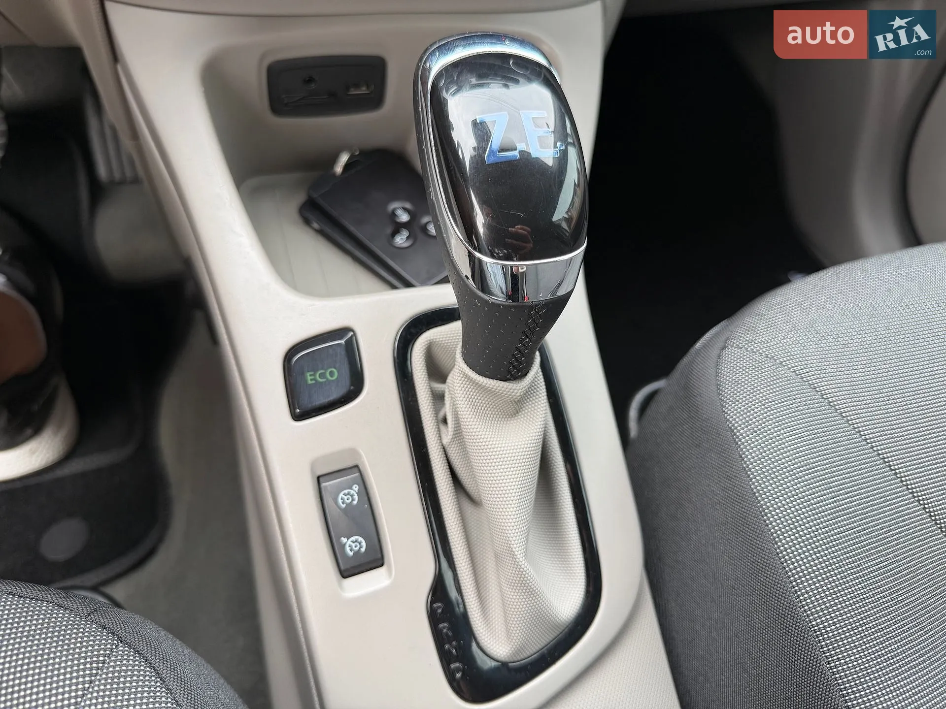 2015 Renault ZOE - мініатюра 35