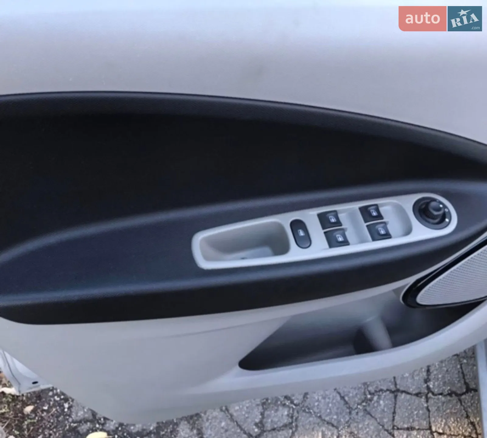 2015 Renault ZOE - мініатюра 11