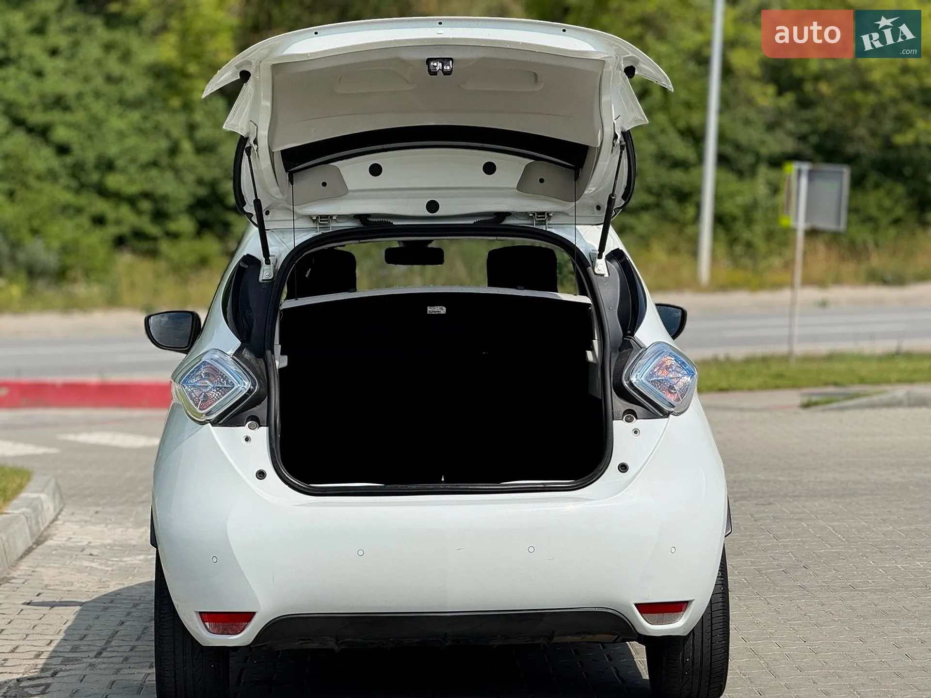 2017 Renault ZOE - мініатюра 9
