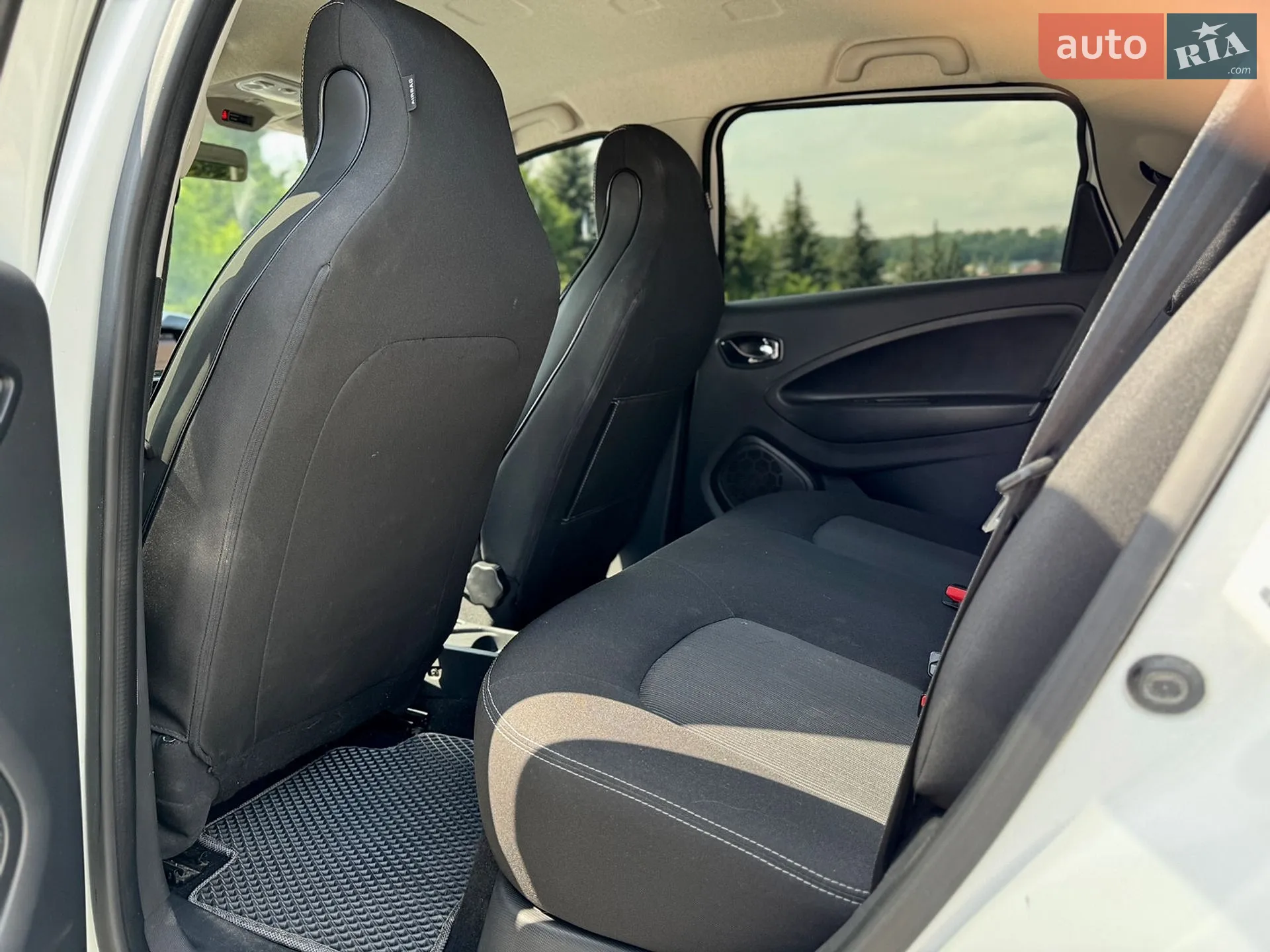 2017 Renault ZOE - мініатюра 18
