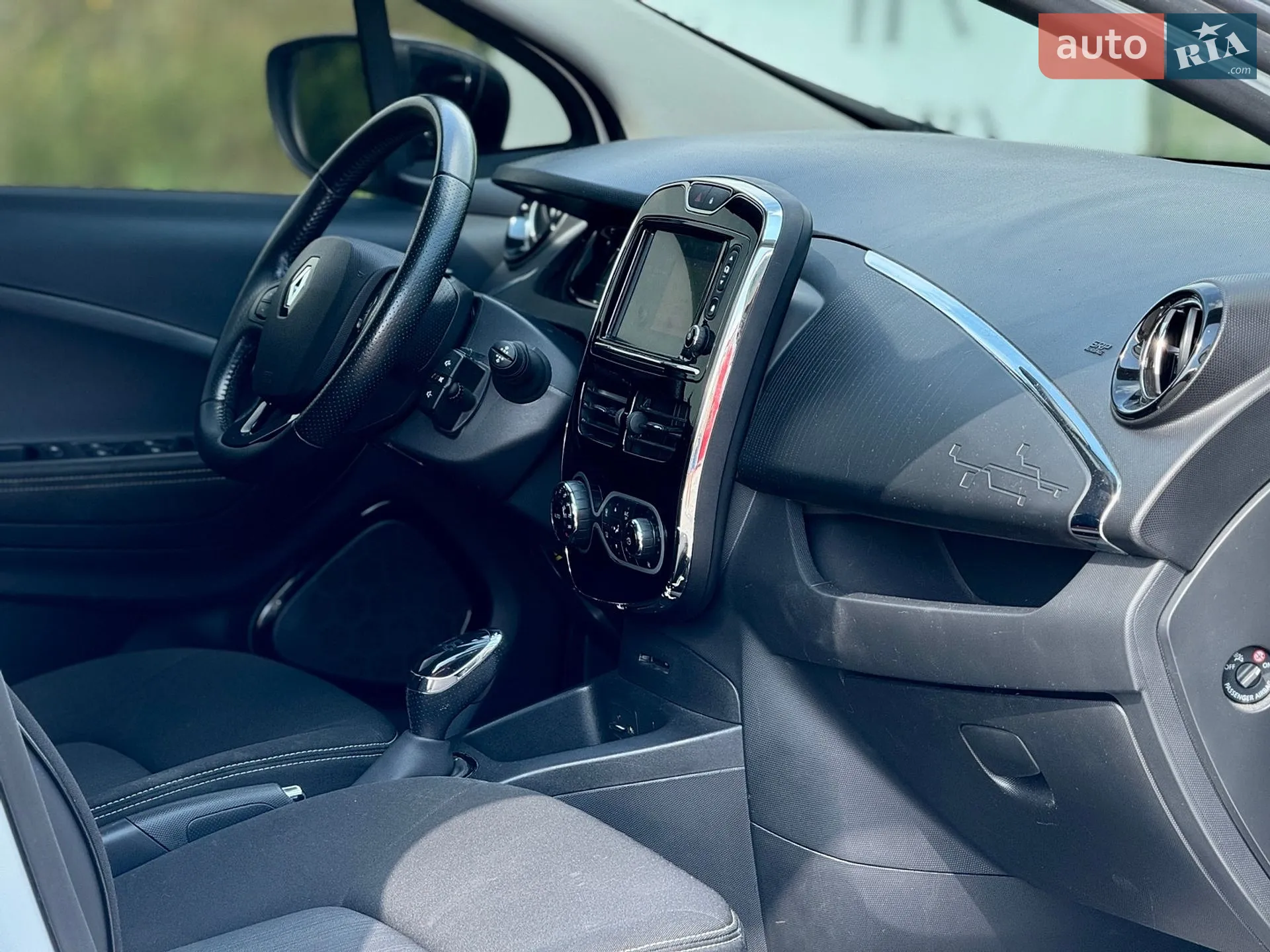 2017 Renault ZOE - мініатюра 22