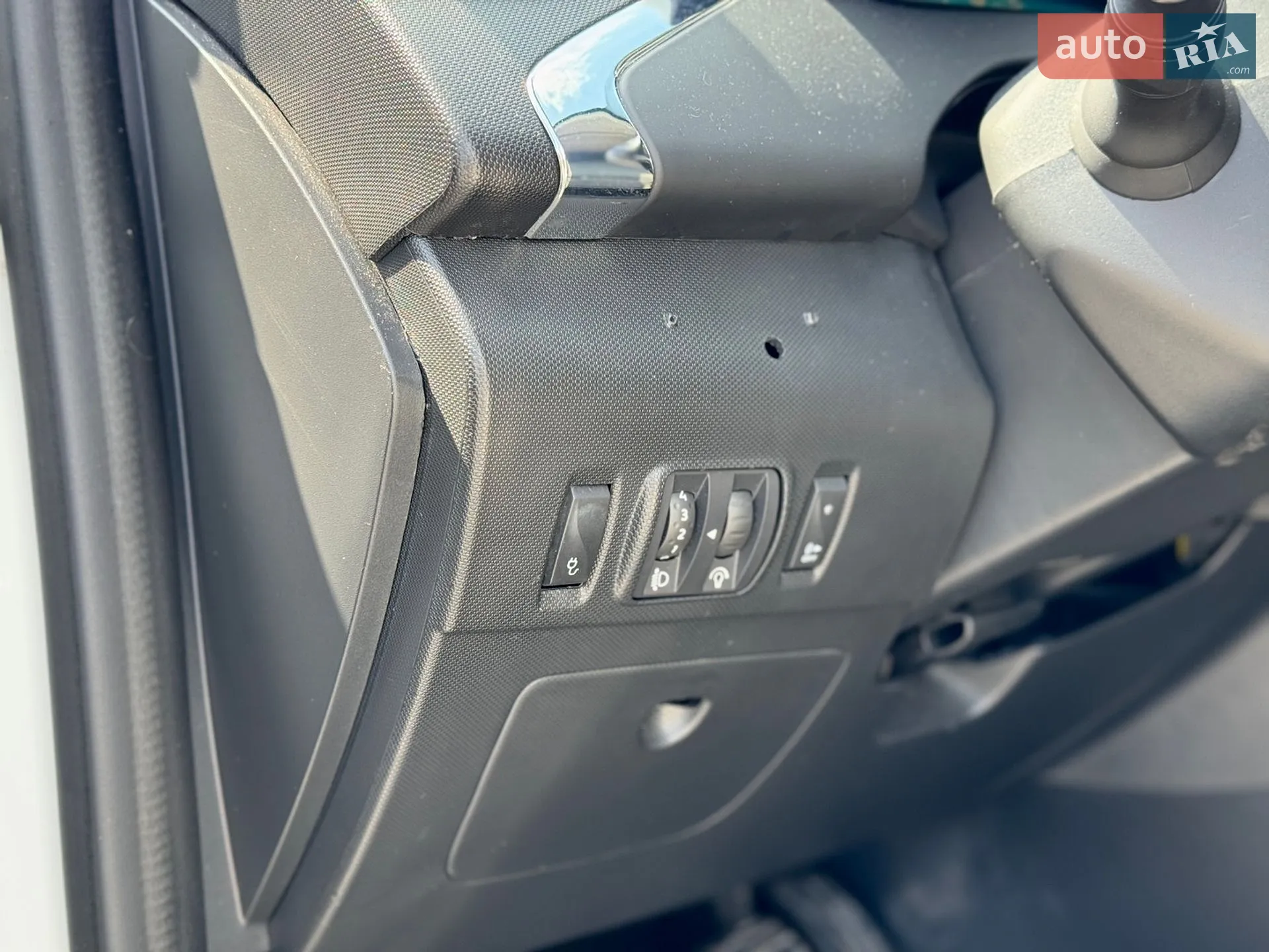 2017 Renault ZOE - мініатюра 30