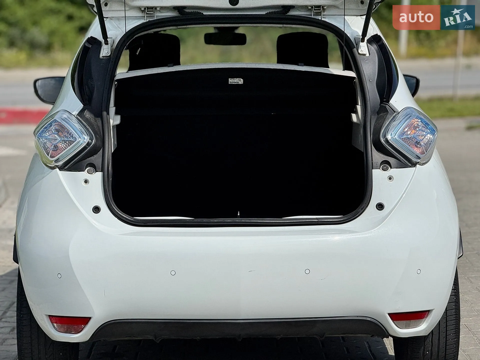 2017 Renault ZOE - мініатюра 36