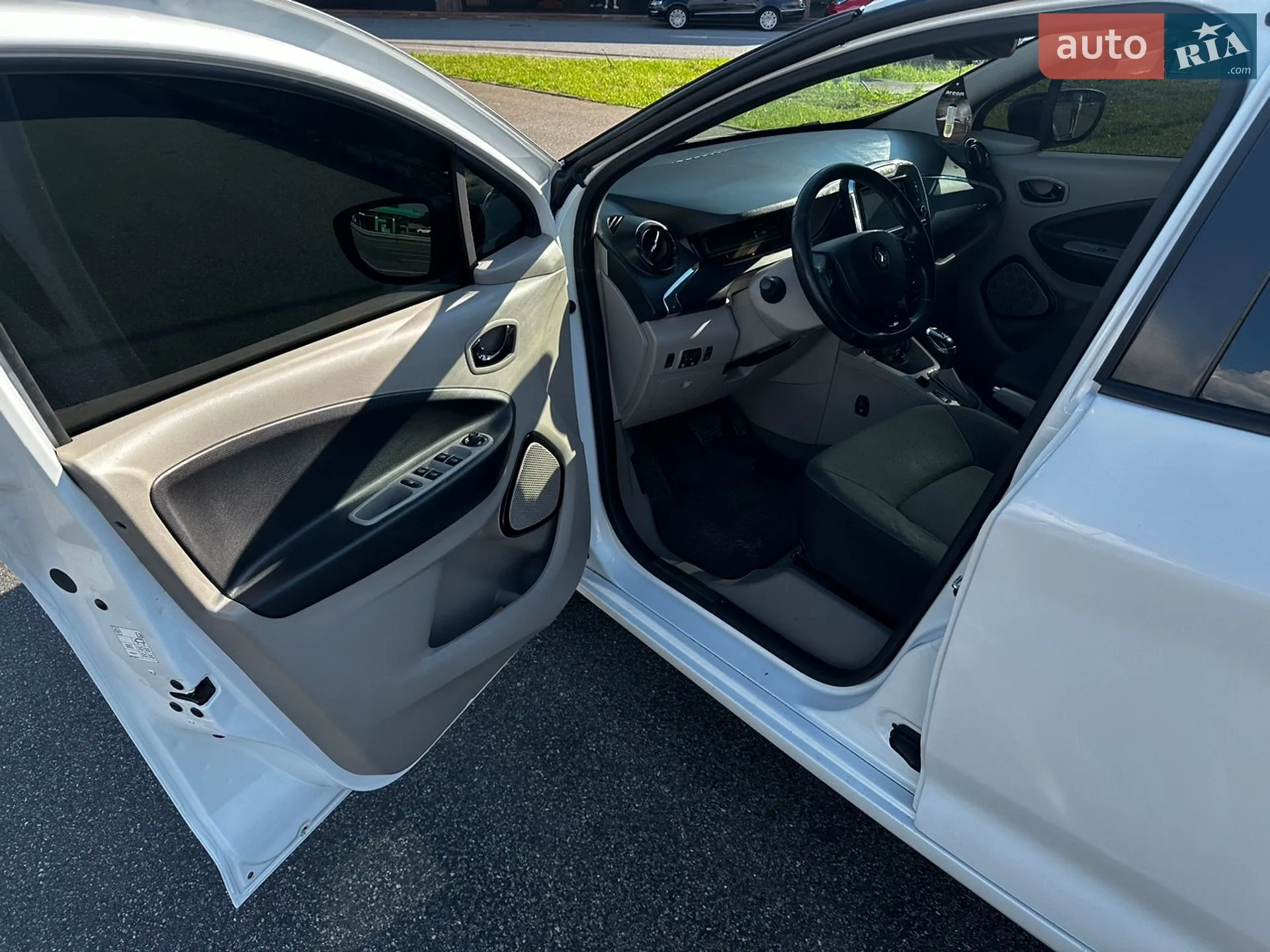 2016 Renault ZOE - мініатюра 13