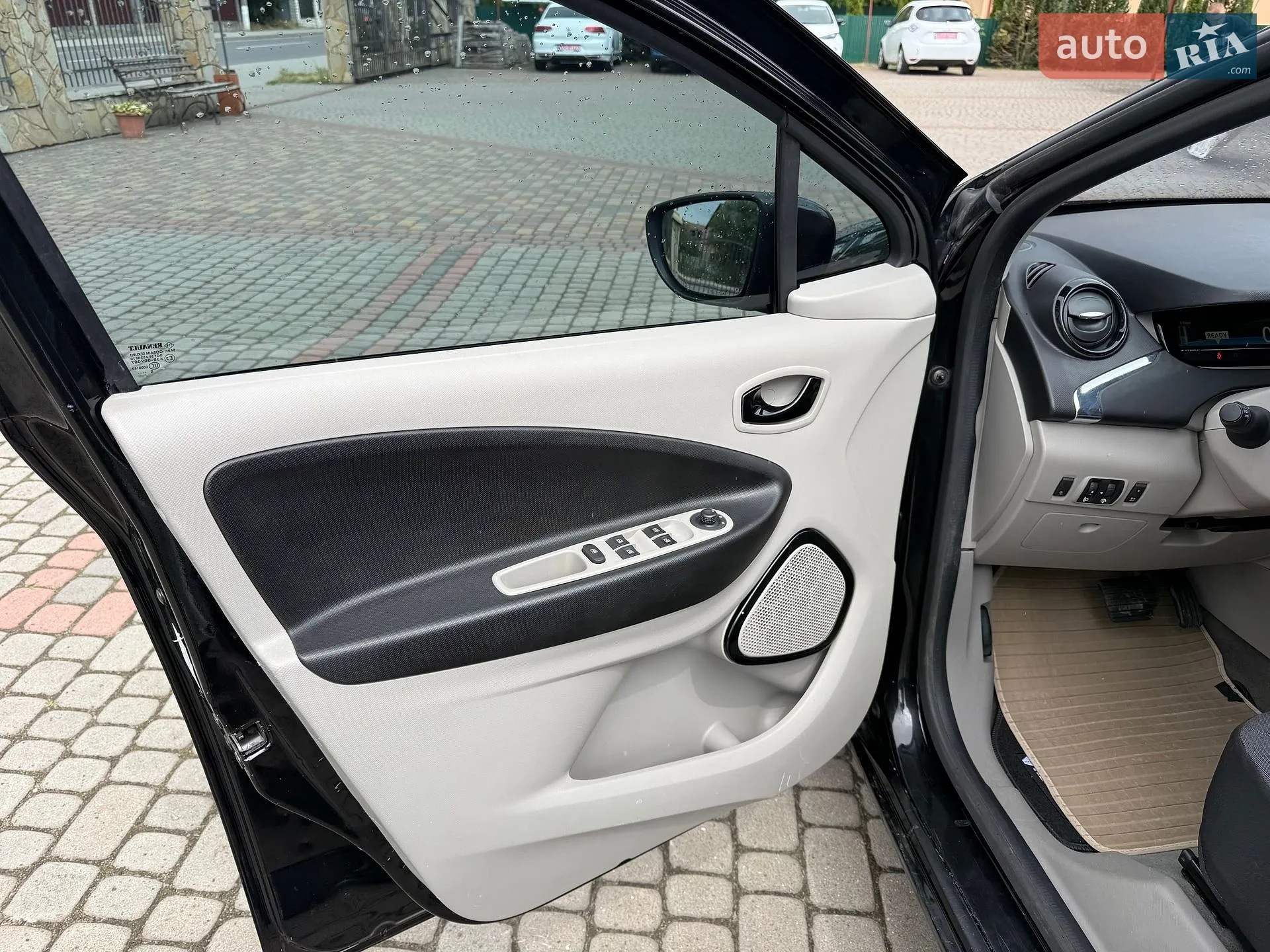 2015 Renault ZOE - мініатюра 18