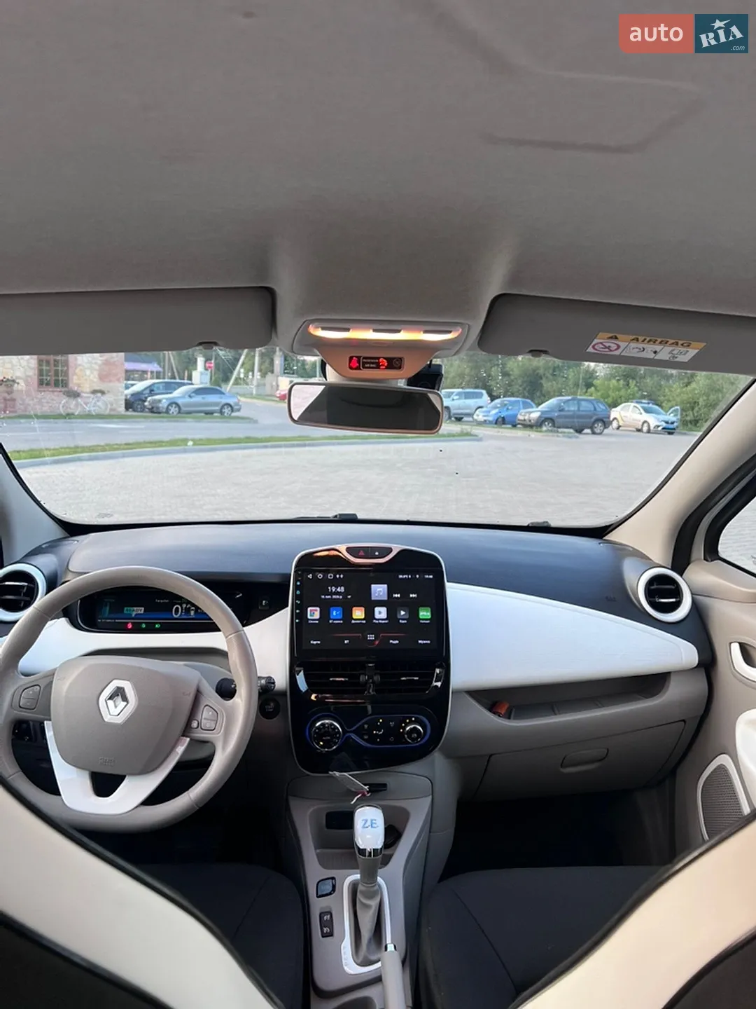 2017 Renault ZOE - мініатюра 26