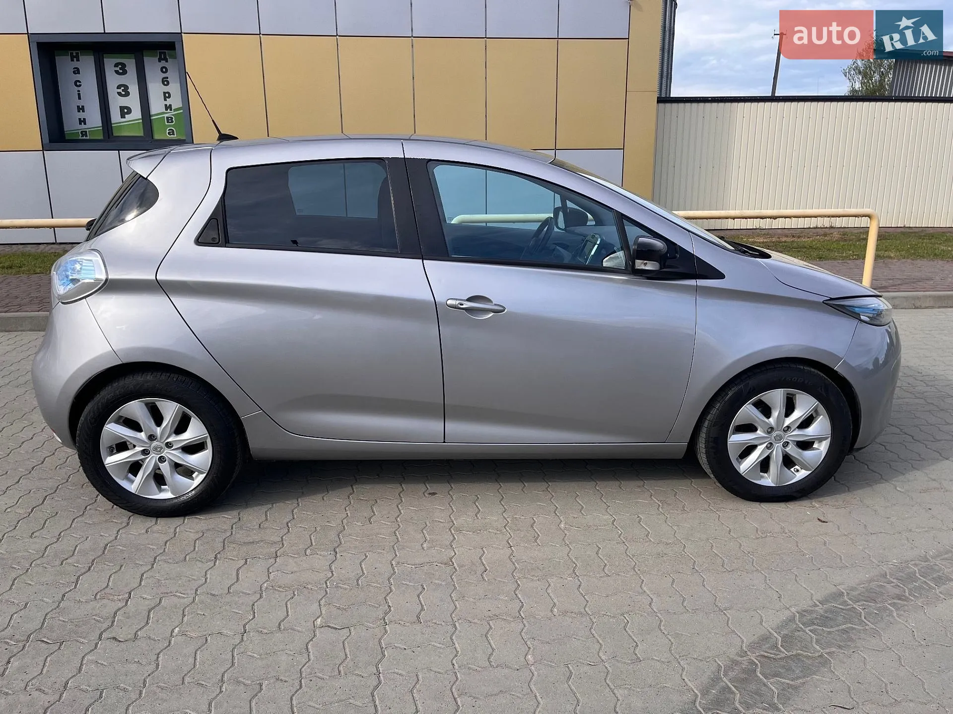 2014 Renault ZOE - мініатюра 12